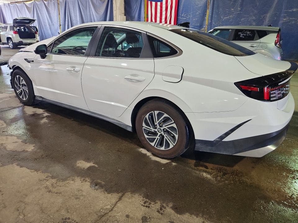 2026 HYUNDAI SONATA HYBRID BLUE 2