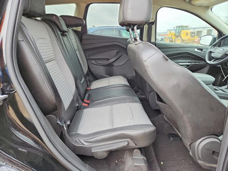 2017 FORD ESCAPE SE 10