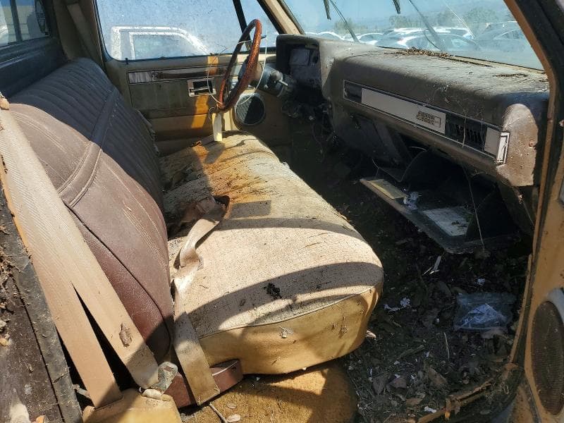1985 GMC C2500 10