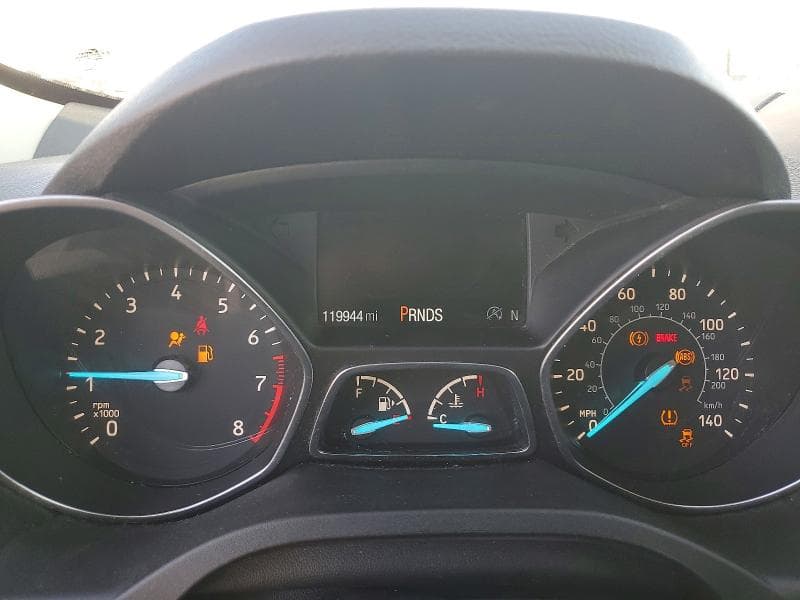 2019 FORD ESCAPE SE 9
