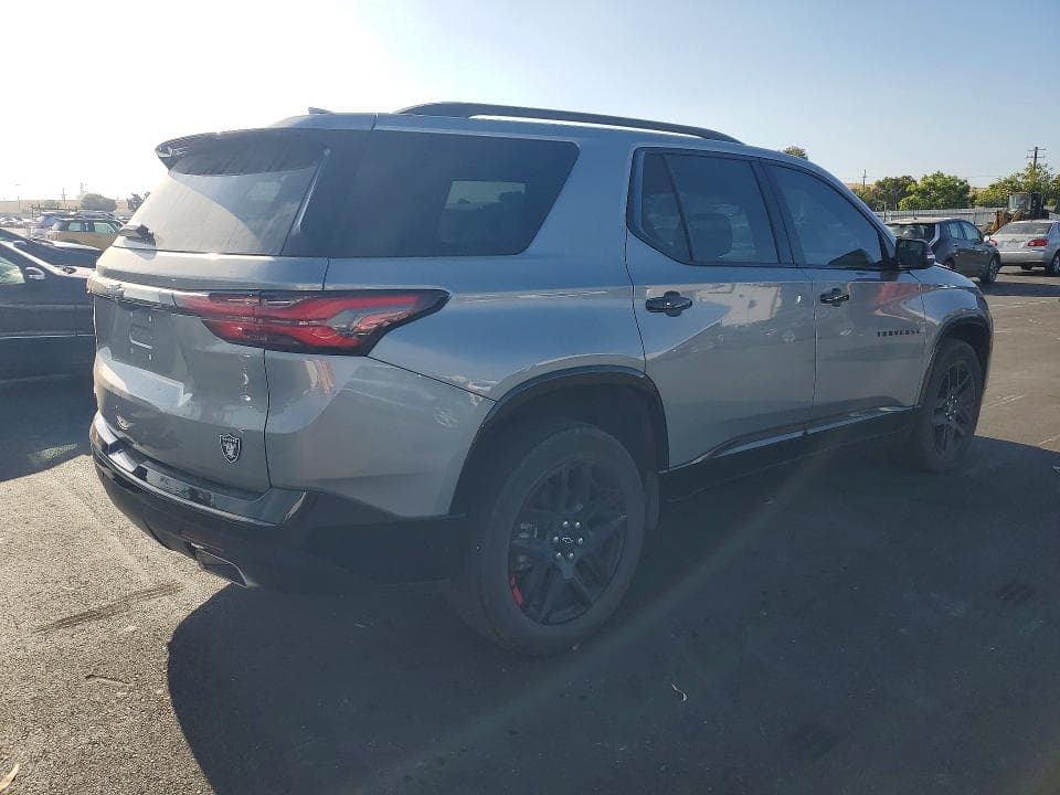 2023 CHEVROLET TRAVERSE PREMIER 3