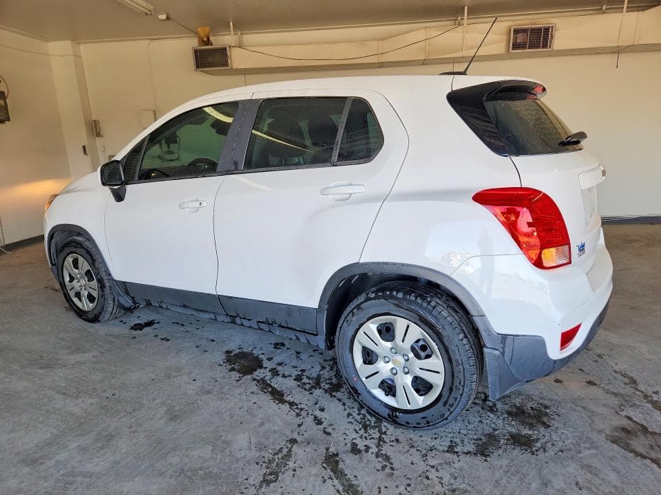 2018 CHEVROLET TRAX LS 2