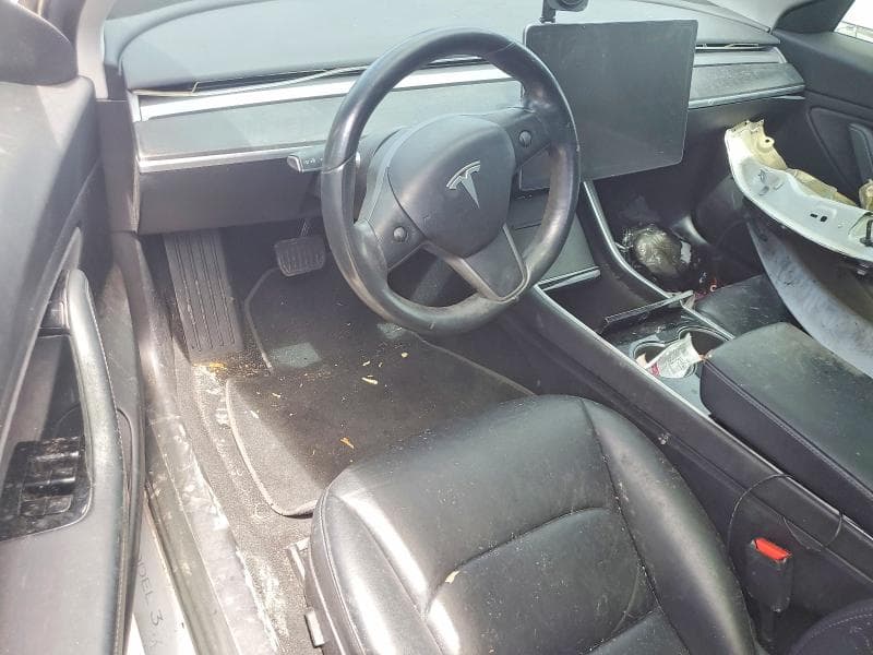 2018 TESLA MODEL 3 8