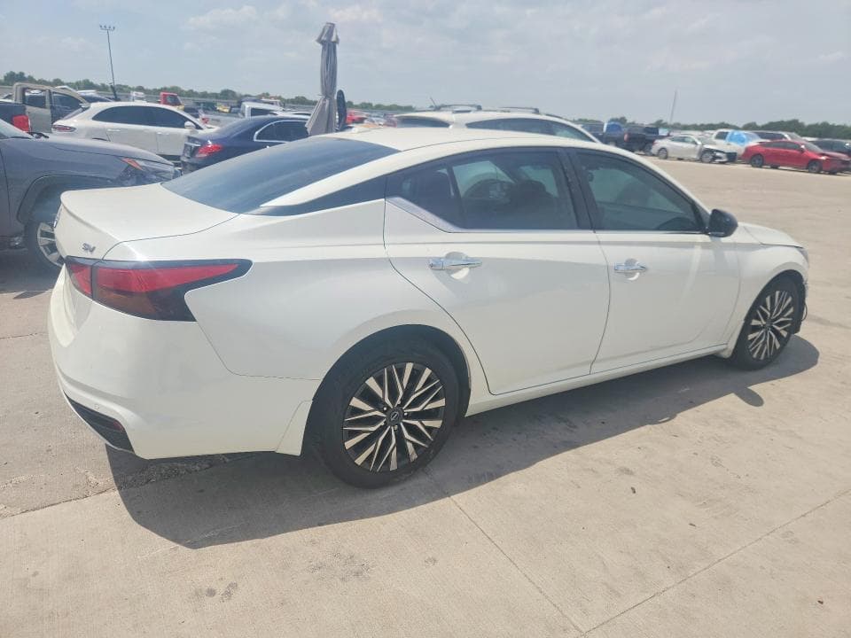 2024 NISSAN ALTIMA SV 3