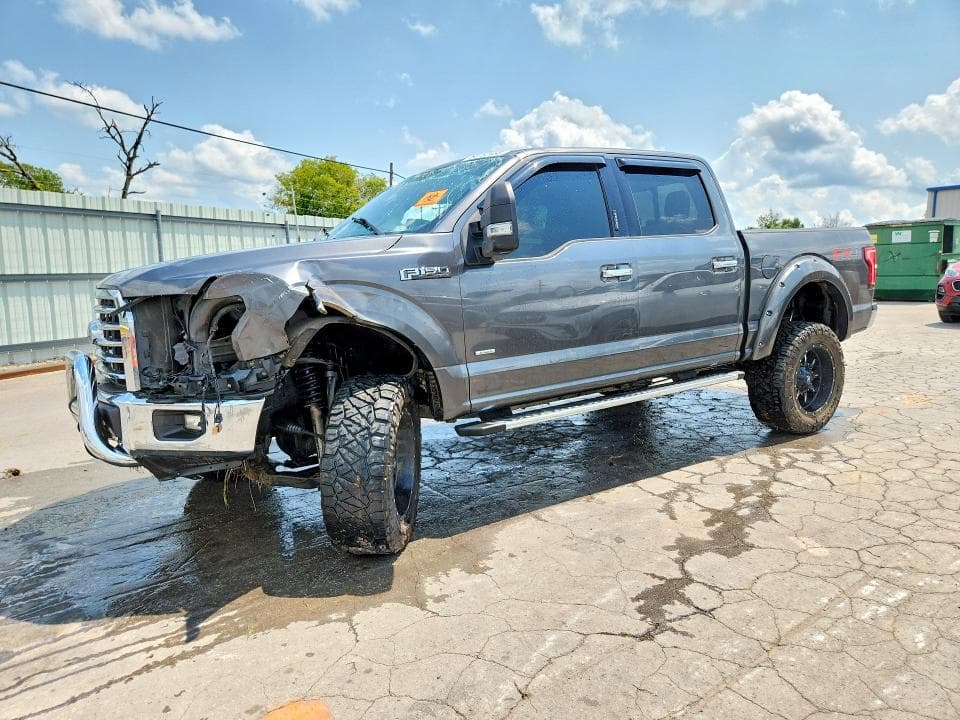 2017 FORD F150 SUPERCREW - 1