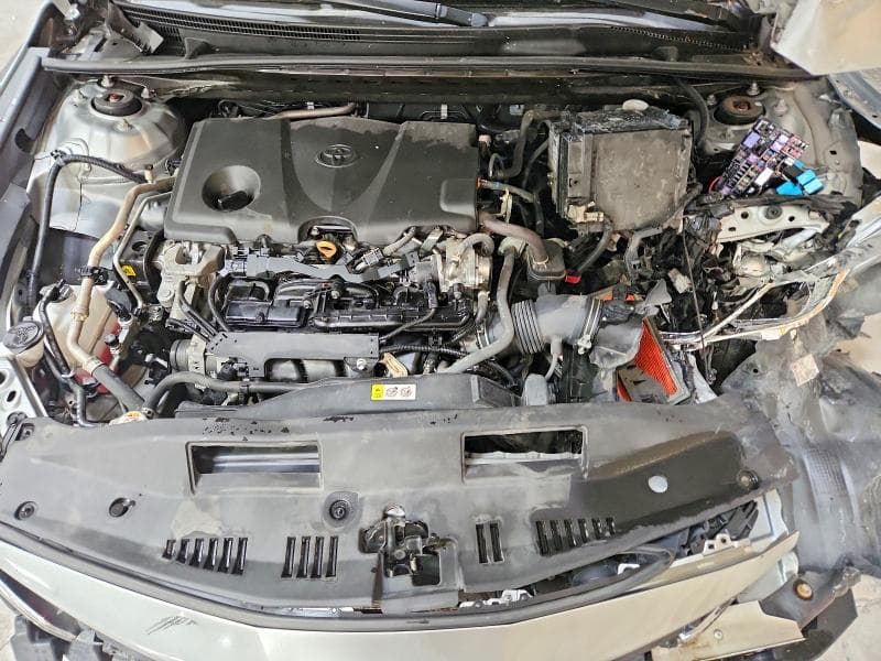2021 TOYOTA CAMRY LE 11