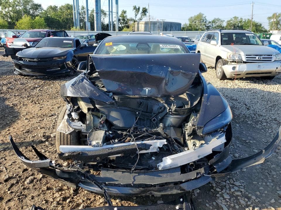 2025 TESLA MODEL 3 5