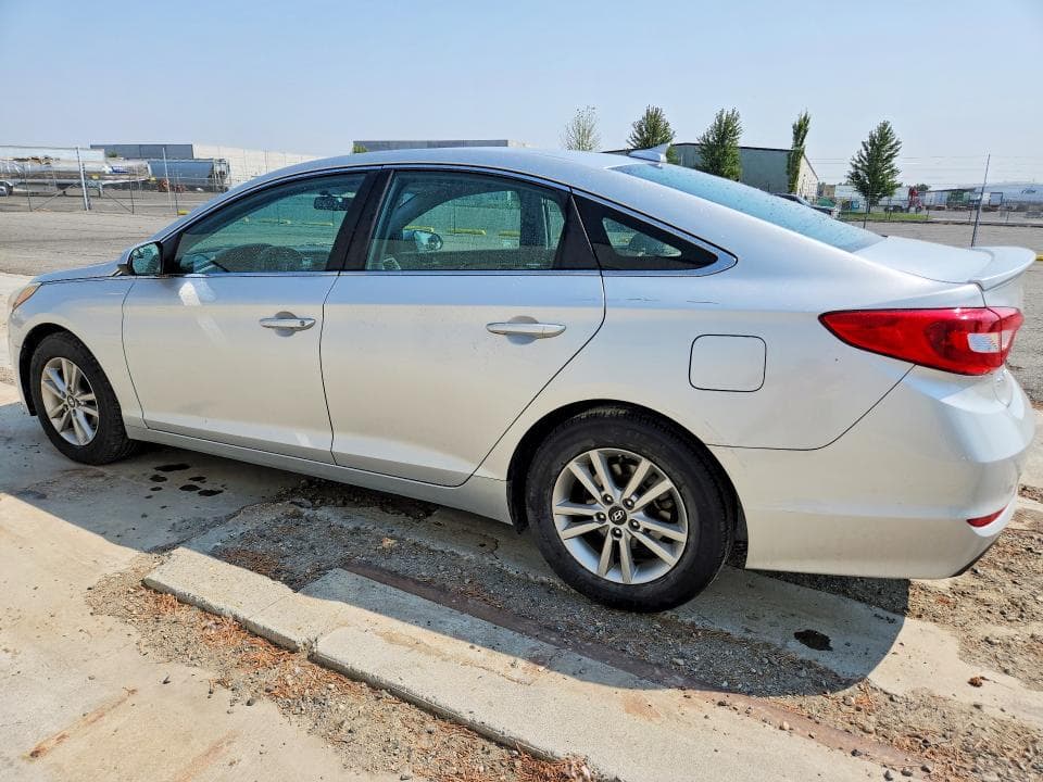 2017 HYUNDAI SONATA SE 2