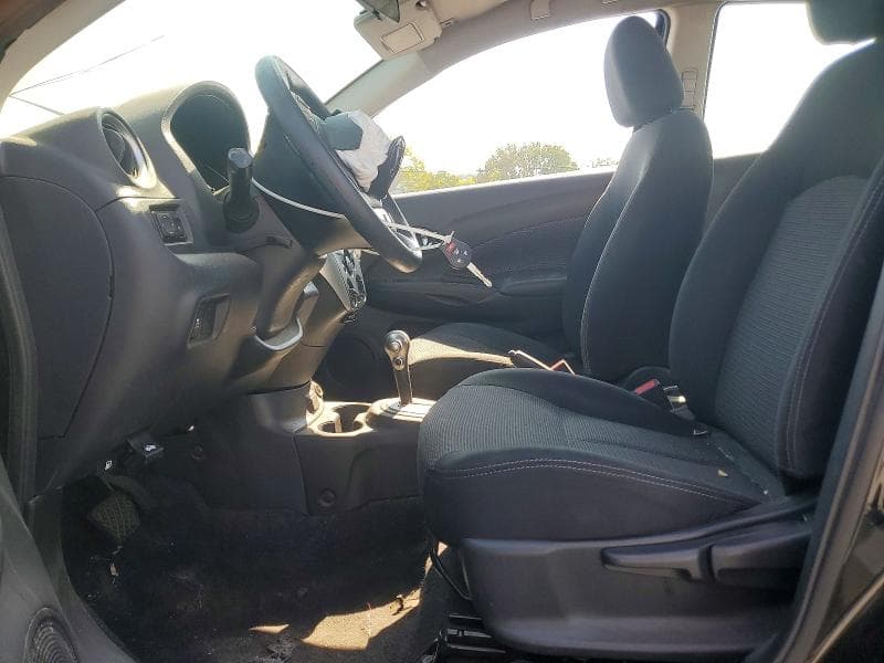 2018 NISSAN VERSA SV 7