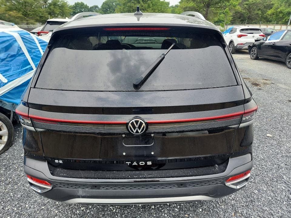 2025 VOLKSWAGEN TAOS SE 6