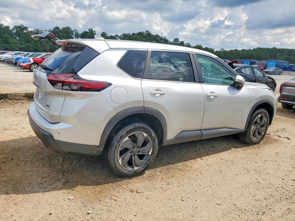 2025 NISSAN ROGUE SV 3