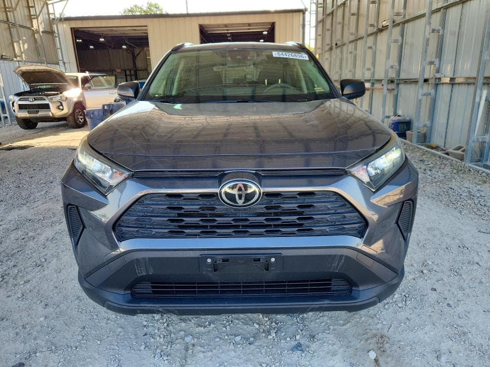 2019 TOYOTA RAV4 LE 5