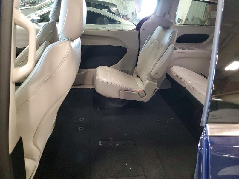 2018 CHRYSLER PACIFICA TOURING L 11