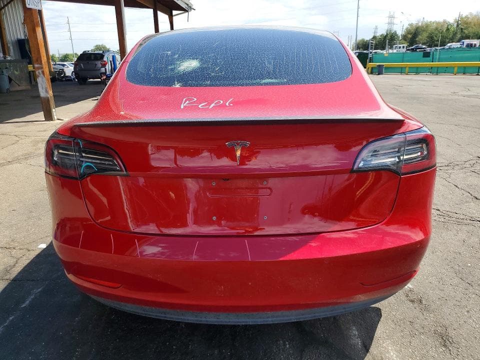 2018 TESLA MODEL 3 6