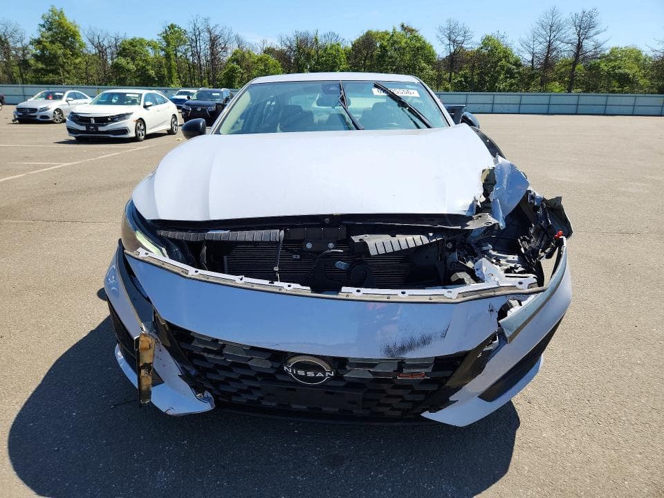 2024 NISSAN ALTIMA SR 5