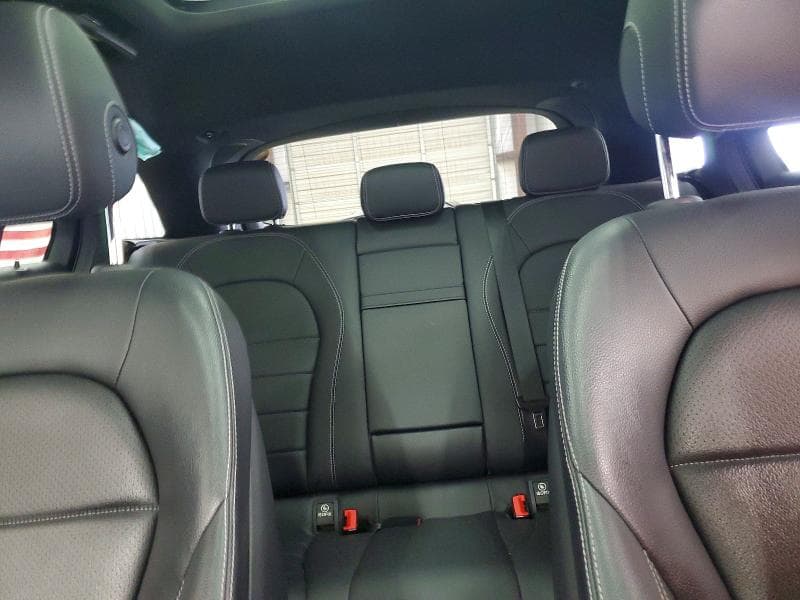 2020 MERCEDES-BENZ GLC 300 4MATIC 10