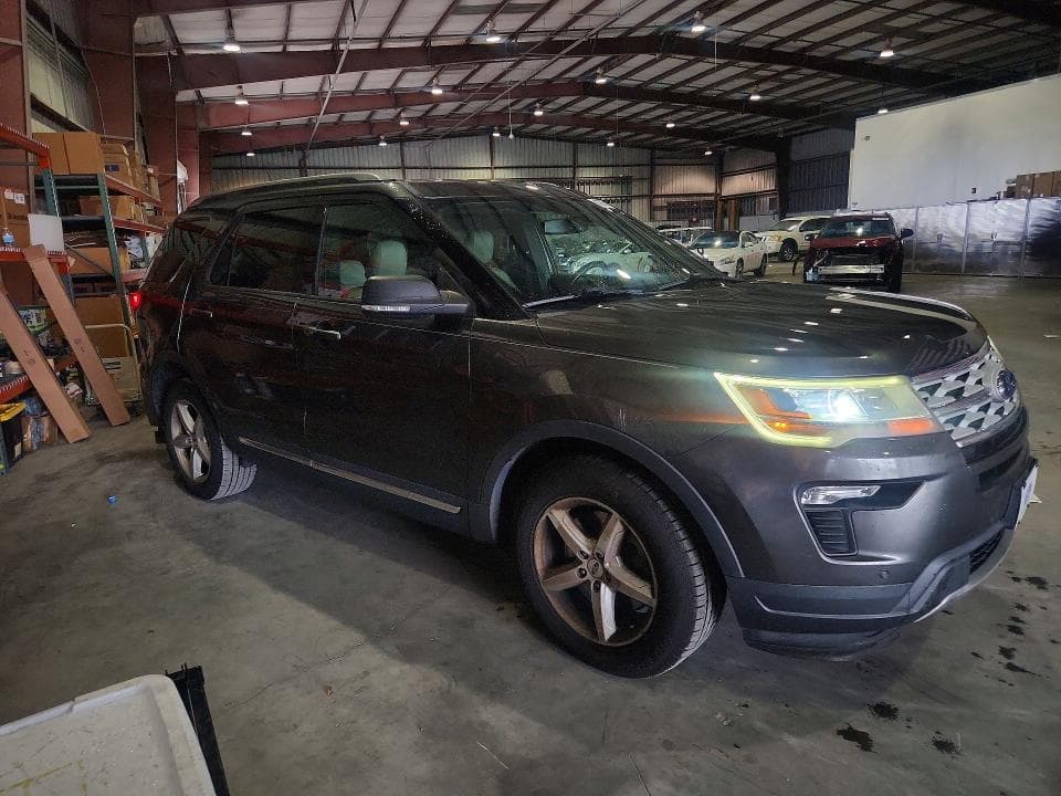2019 FORD EXPLORER XLT 4