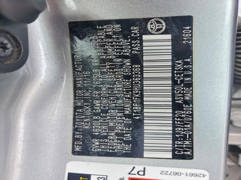 2017 TOYOTA CAMRY SE 12