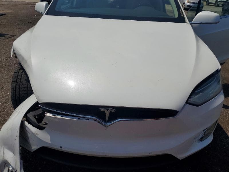 2017 TESLA MODEL X 11