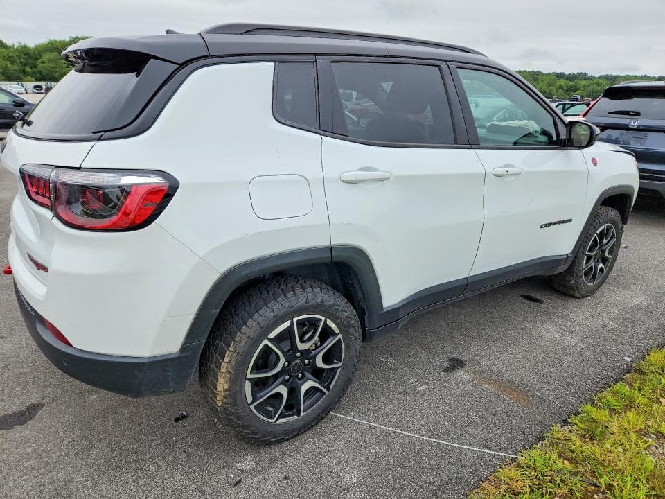 2025 JEEP COMPASS TRAILHAWK 3