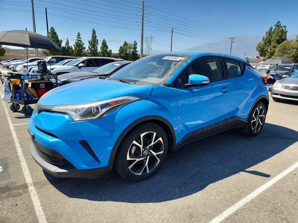 2019 TOYOTA C-HR XLE - 1