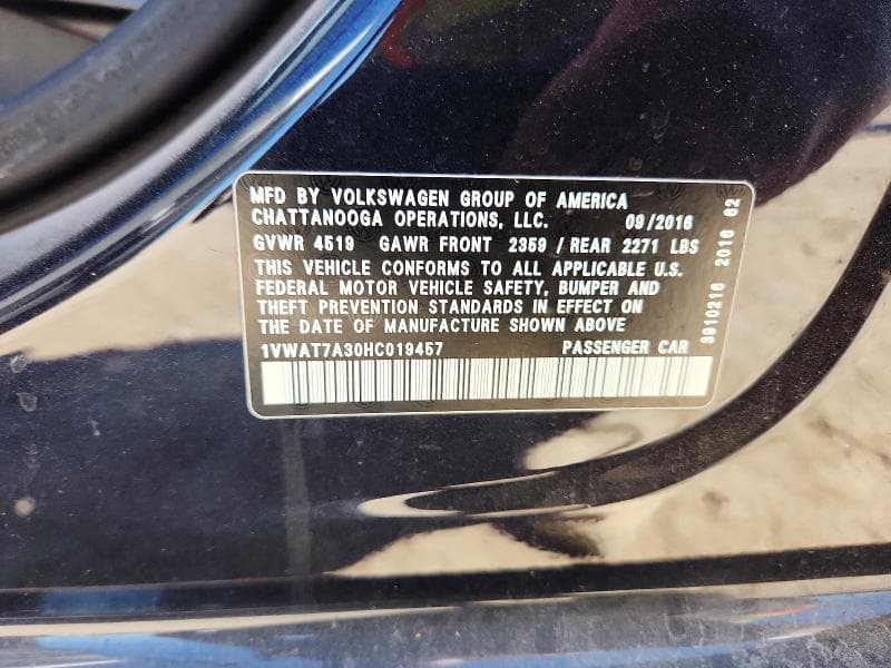 2017 VOLKSWAGEN PASSAT S 12