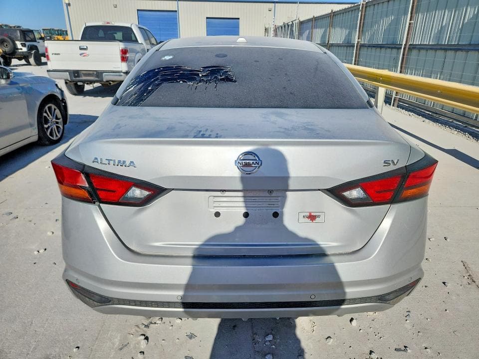 2022 NISSAN ALTIMA SV 6