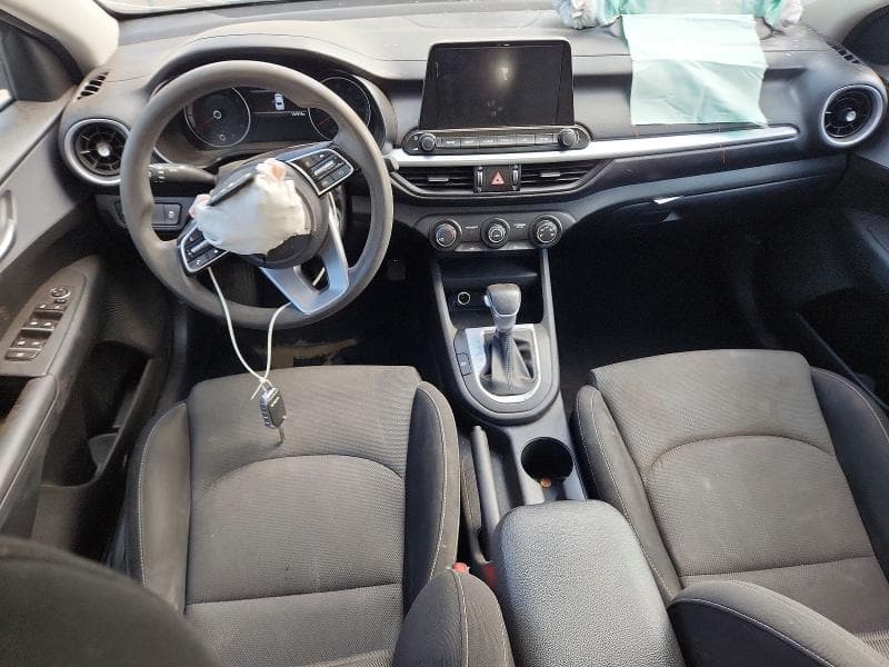 2023 KIA FORTE LXS 8