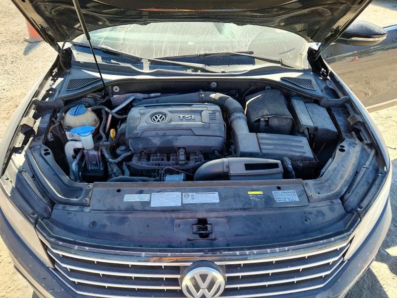 2017 VOLKSWAGEN PASSAT S 11
