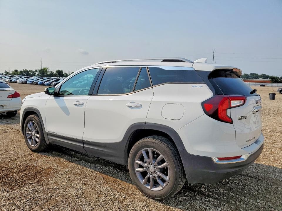 2024 GMC TERRAIN SLT 2