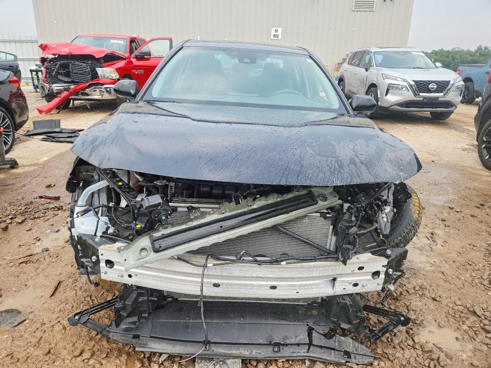 2024 TOYOTA CAMRY SE 5