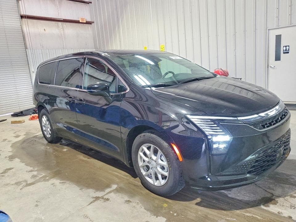2027 CHRYSLER PACIFICA SELECT 4