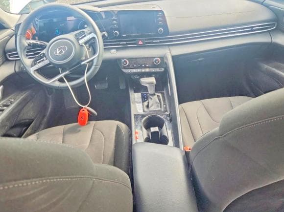 2021 HYUNDAI ELANTRA SEL 8