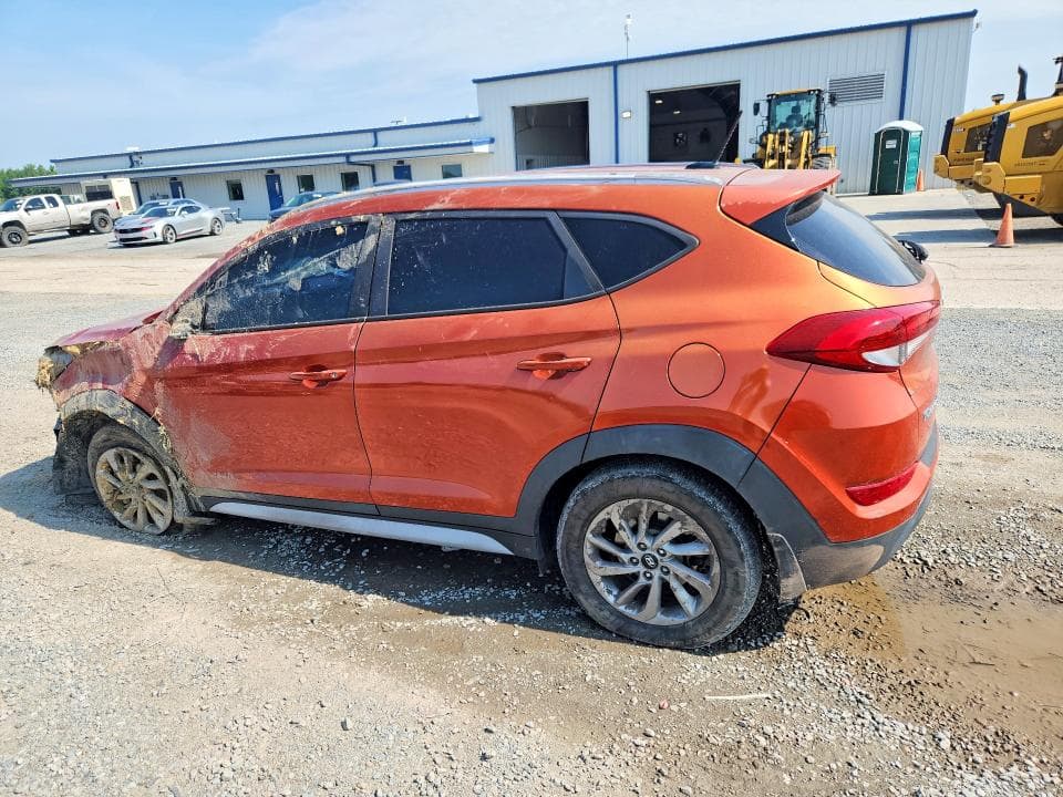 2017 HYUNDAI TUCSON SE 2