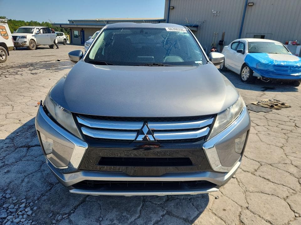 2018 MITSUBISHI ECLIPSE CROSS SE 5