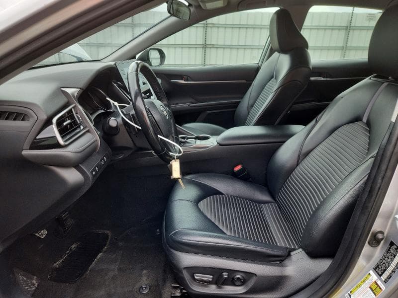 2022 TOYOTA CAMRY SE 7