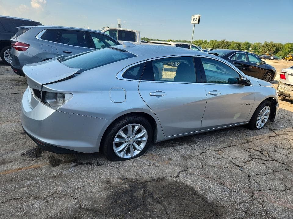 2022 CHEVROLET MALIBU LT 3