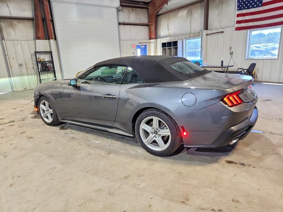 2026 FORD MUSTANG 2