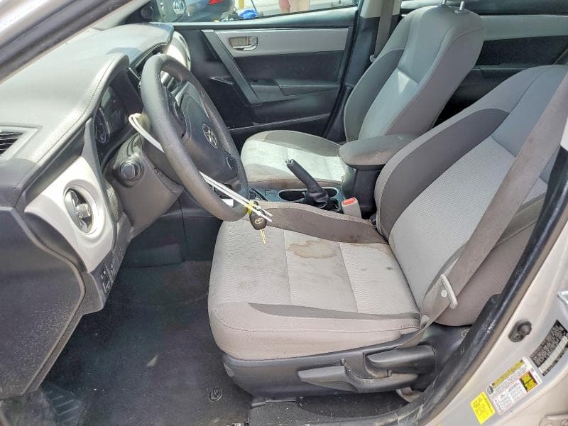 2018 TOYOTA COROLLA LE 7