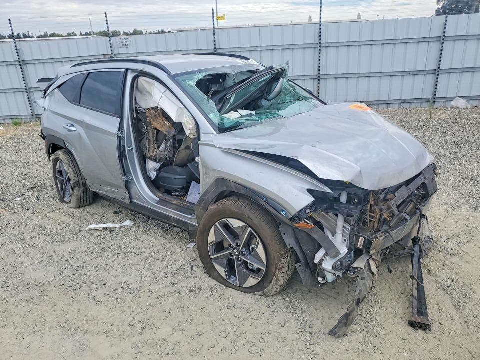 2026 HYUNDAI TUCSON SEL 4