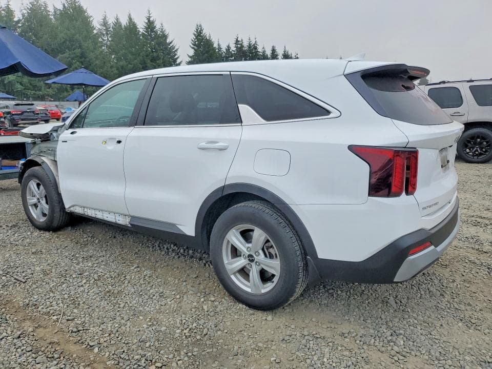 2024 KIA SORENTO LX 2