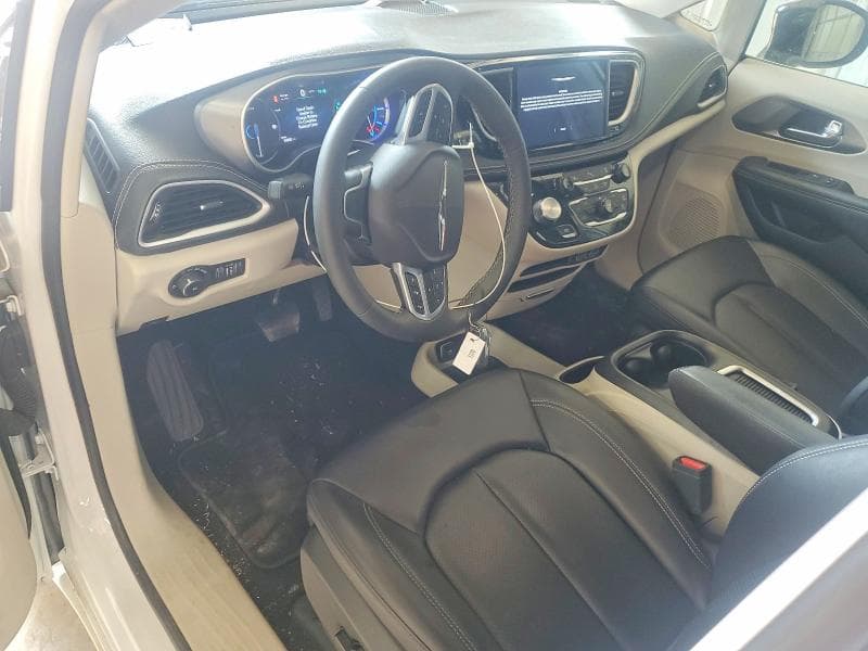 2024 CHRYSLER PACIFICA HYBRID SELECT 8
