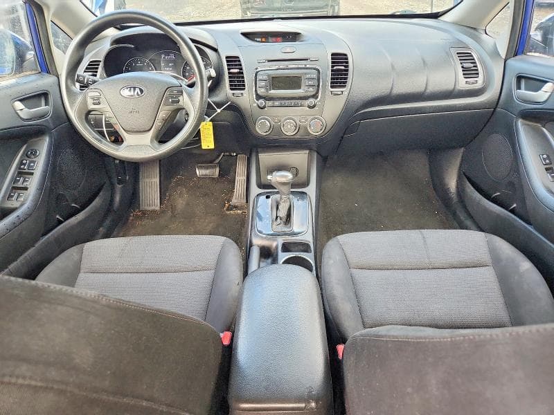 2017 KIA FORTE LX 8