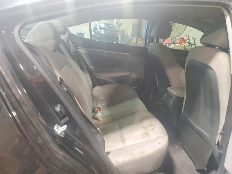 2017 HYUNDAI ELANTRA SE 10