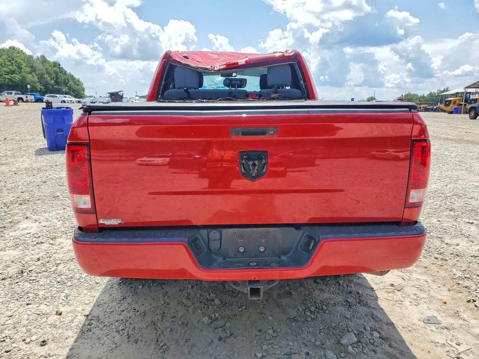 2018 RAM 1500 ST 6