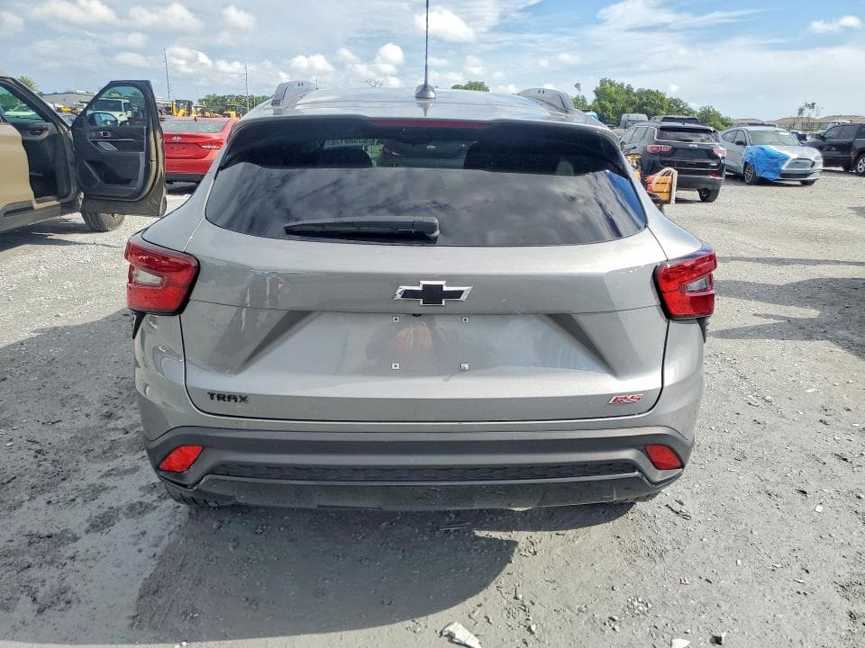 2025 CHEVROLET TRAX 2RS 6