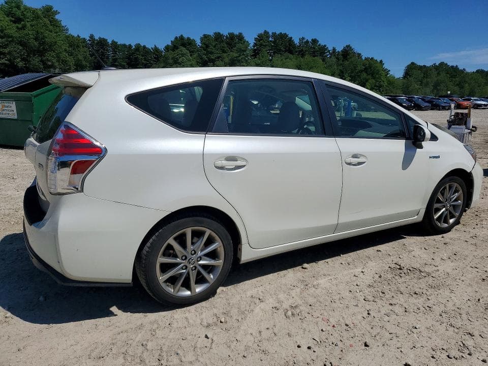 2017 TOYOTA PRIUS V FIVE 3