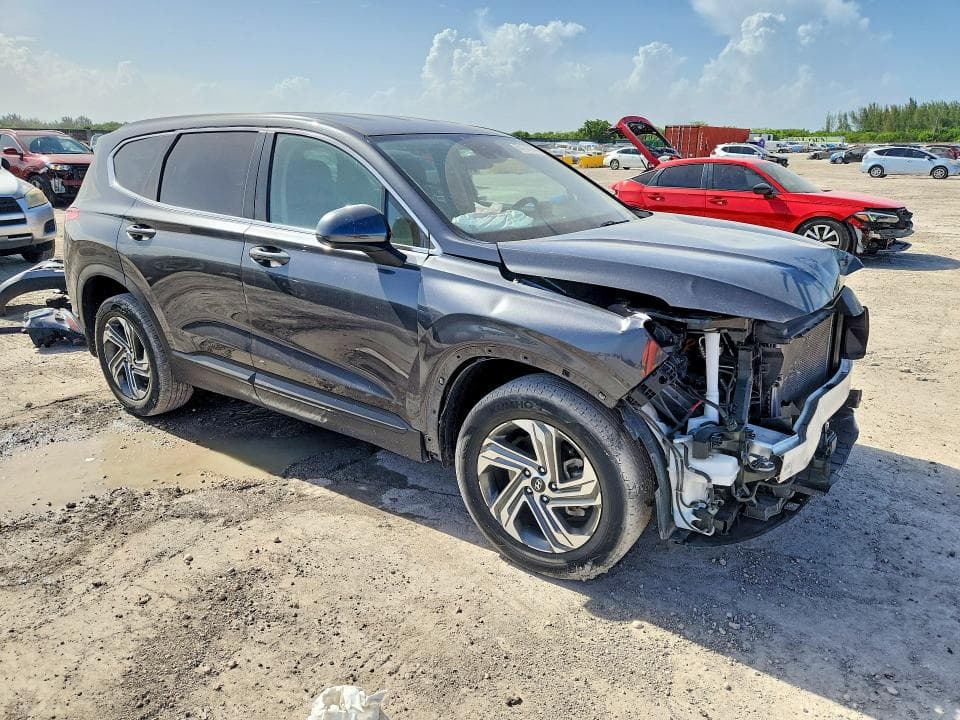 2023 HYUNDAI SANTA FE SE 4