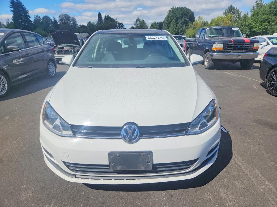 2017 VOLKSWAGEN GOLF S 5