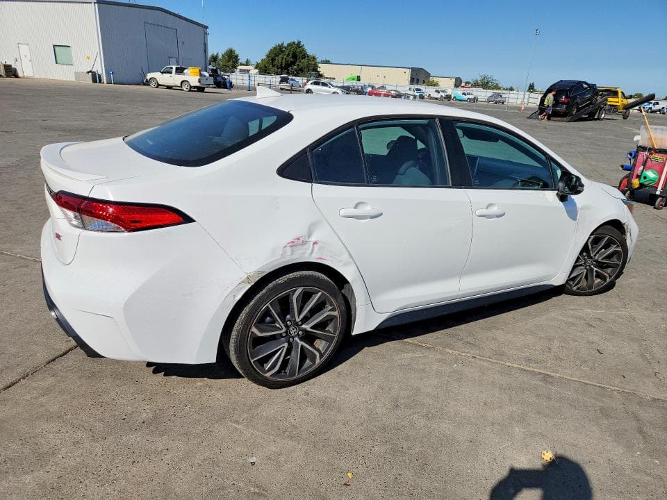 2020 TOYOTA COROLLA SE 3